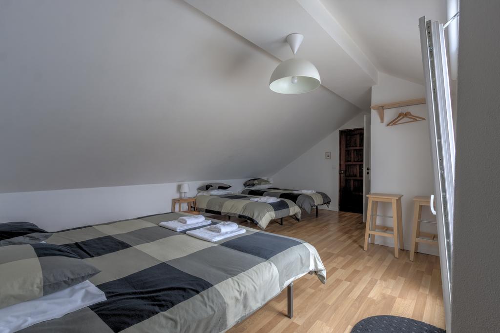 HOMEMOEL Local accomodation AL São Pedro de Muel Camera foto