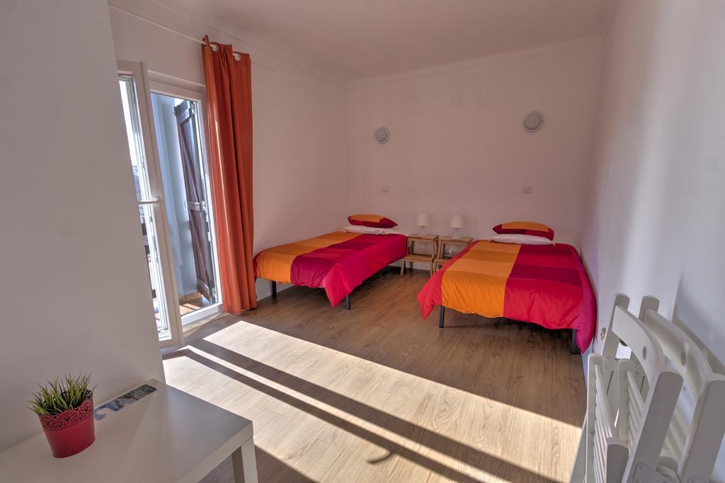 HOMEMOEL Local accomodation AL São Pedro de Muel Camera foto